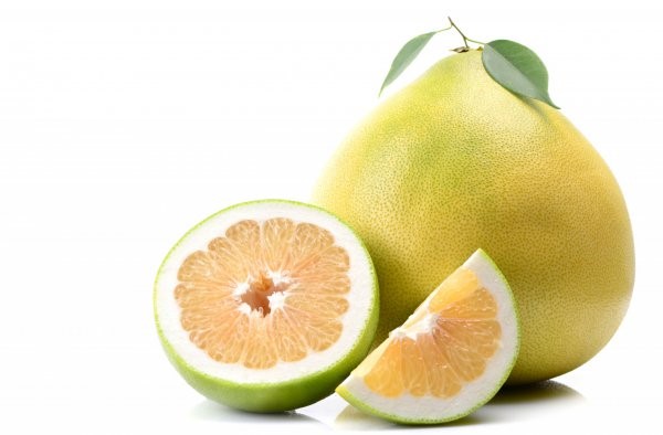 Pomelo,Fruit,On,White,Background